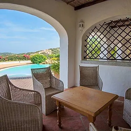 Beautiful Il Giardino Degli Oleandri One Bedroom Sleeps Two Num0850 Hotell Porto Cervo